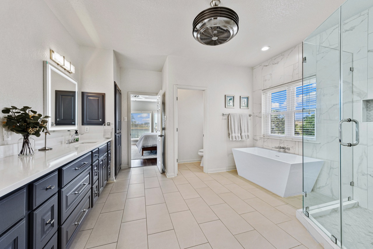 Tyler, TX Bathroom Flooring Solutions